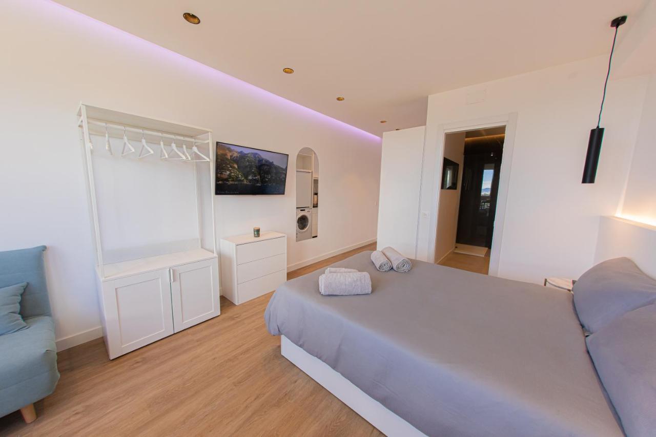 Modern Apartment With Stunning Views Марбеля Екстериор снимка